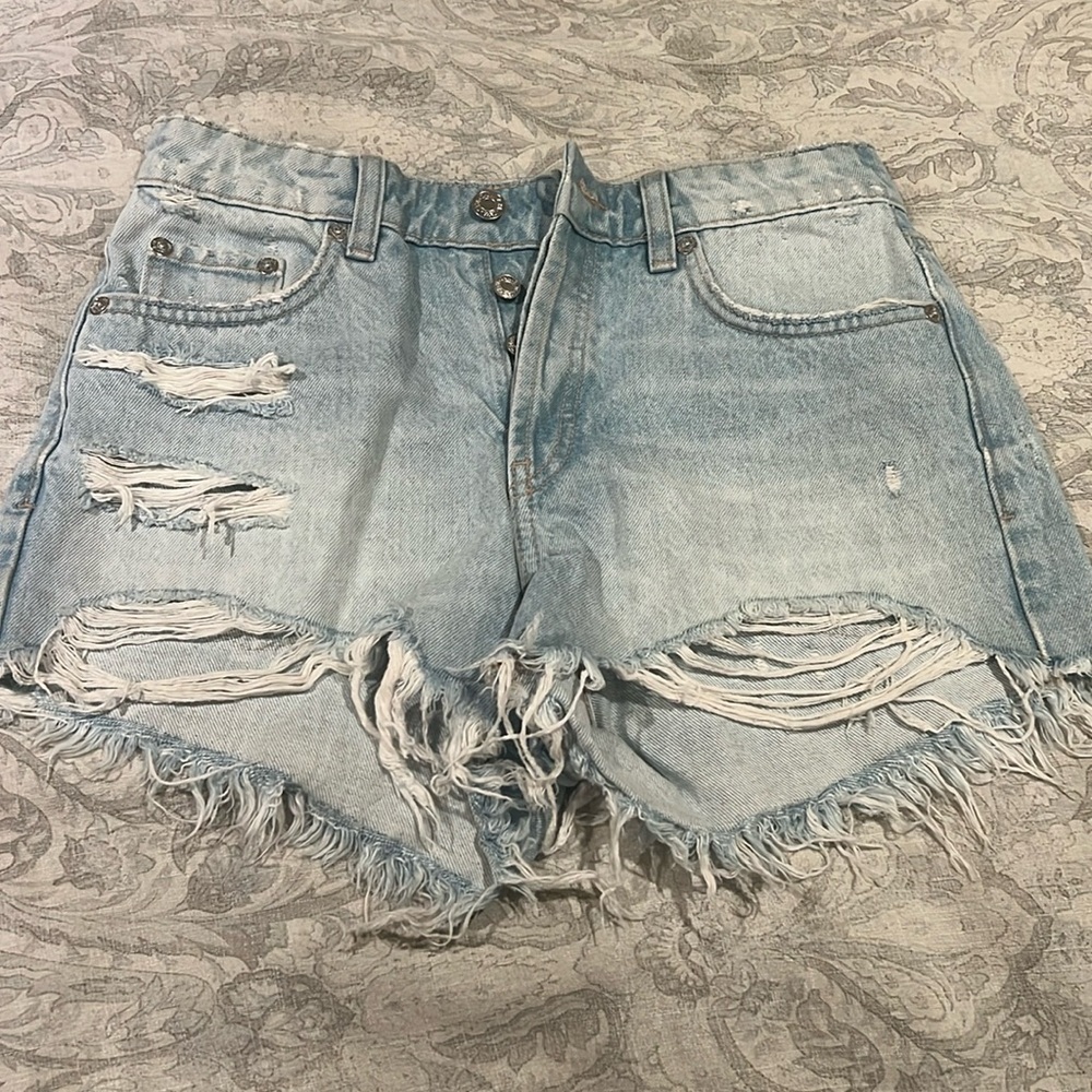 ZARA women ripped jean mid wasted shorts